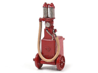 Lot 142 - DINKY TOYS FRANCE (1)