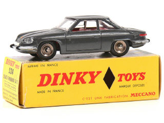 Lot 132 - DINKY TOYS (FRANCE) (1)