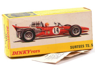 Lot 189 - DINKY TOYS FRANCE (1)