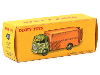 Lot 202 - DINKY TOYS FRANCE (1)