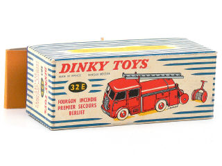 Lot 200 - DINKY TOYS (FRANCE) (1)