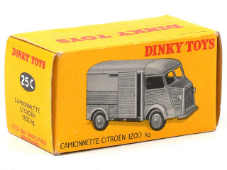 Lot 194 - DINKY TOYS FRANCE (1)