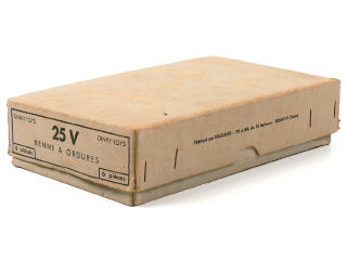 Lot 195 - DINKY TOYS (FRANCE) (1)