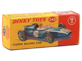 Lot 330 - DINKY TOYS GB (1)