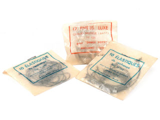 Lot 86 - DINKY TOYS FRANCE (3)