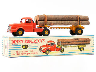 Lot 1010 - DINKY TOYS FRANCE (1)