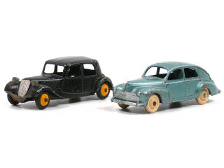 Lot 1053 - DINKY TOYS (FRANCE) (2)