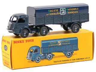 Lot 996 - DINKY TOYS FRANCE (1)