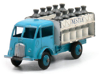 Lot 974 - DINKY TOYS FRANCE (1)