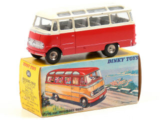 Lot 1038 - DINKY TOYS FRANCE (1)