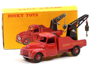 Lot 1009 - DINKY TOYS FRANCE (1)