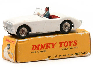 Lot 892 - DINKY TOYS FRANCE (1)
