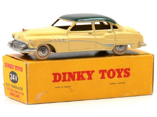 Lot 875 - DINKY TOYS FRANCE (1)