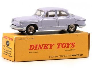 Lot 894 - DINKY TOYS FRANCE (1)