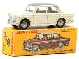 Lot 886 - DINKY TOYS FRANCE (1)