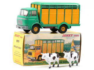 Lot 1034 - DINKY TOYS FRANCE (1)
