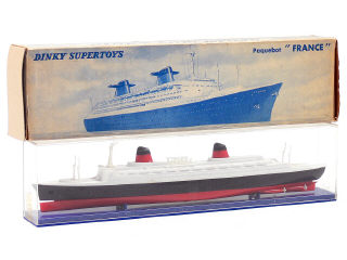 Lot 1052 - DINKY TOYS FRANCE (1)