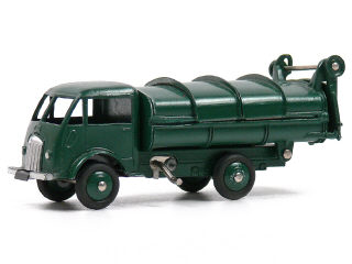 Lot 978 - DINKY TOYS FRANCE (1)