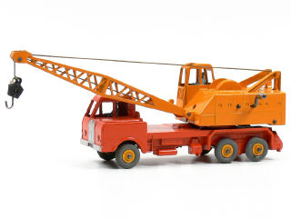 Lot 328 - DINKY TOYS GB (1)