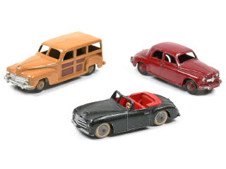 Lot 244 - DINKY TOYS (3)
