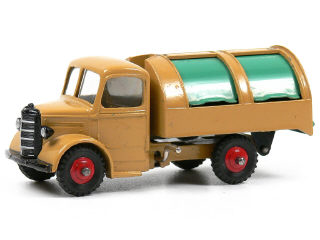 Lot 319 - DINKY TOYS GB (1)