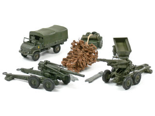 Lot 286 - DINKY TOYS FRANCE (4)