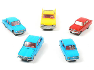 Lot 291 - DINKY TOYS FRANCE (5)