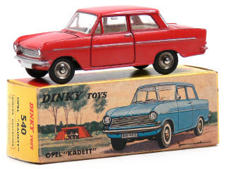 Lot 1060 - DINKY TOYS FRANCE (1)