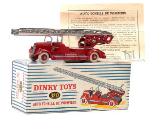 Lot 1166 - DINKY TOYS FRANCE (1)