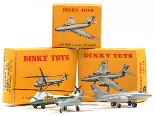 Lot 1360 - DINKY TOYS FRANCE (3)
