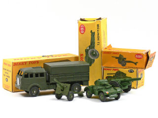 Lot 1377 - DINKY TOYS (4)