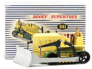 Lot 1450 - DINKY TOYS GB (1)