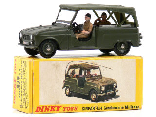 Lot 1285 - DINKY TOYS FRANCE (1)