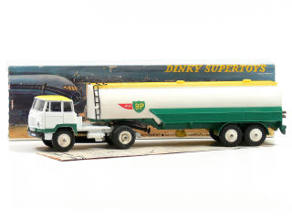 Lot 1238 - DINKY TOYS FRANCE (1)