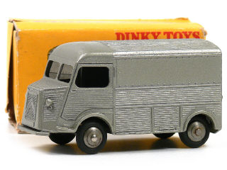 Lot 1145 - DINKY TOYS FRANCE (1)