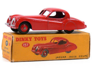 Lot 1394 - DINKY TOYS GB (1)