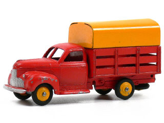 Lot 1121 - DINKY TOYS FRANCE (1)