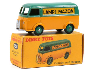Lot 1140 - DINKY TOYS FRANCE (1)