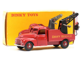 Lot 1182 - DINKY TOYS FRANCE (1)