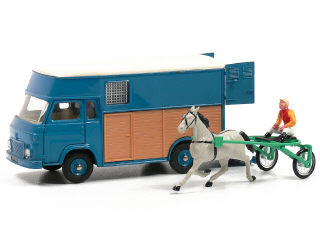 Lot 1234 - DINKY TOYS FRANCE (1)