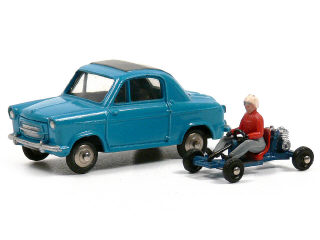 Lot 1302 - DINKY TOYS (FRANCE) (2)