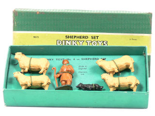 Lot 1421 - DINKY TOYS (GB) (1)