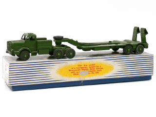 Lot 1476 - DINKY TOYS GB (1)