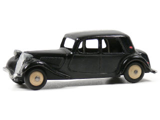 Lot 168 - DINKY TOYS FRANCE (1)