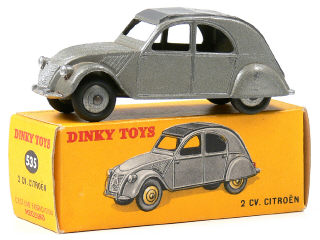 Lot 200 - DINKY TOYS FRANCE (1)
