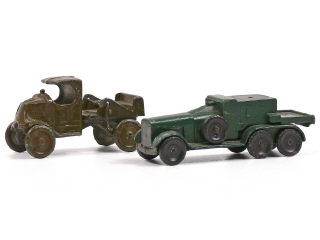 Lot 139 - SKYBIRDS & JOHILLCO (2)