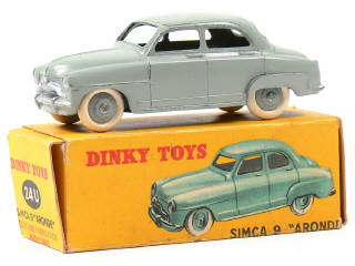 Lot 338 - DINKY TOYS FRANCE (1)
