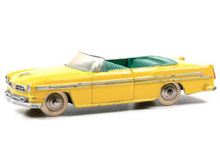 Lot 313 - DINKY TOYS FRANCE (1)