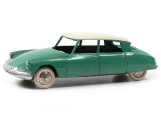 Lot 314 - DINKY TOYS FRANCE (1)