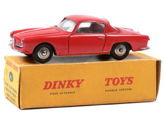 Lot 324 - DINKY TOYS FRANCE (1)